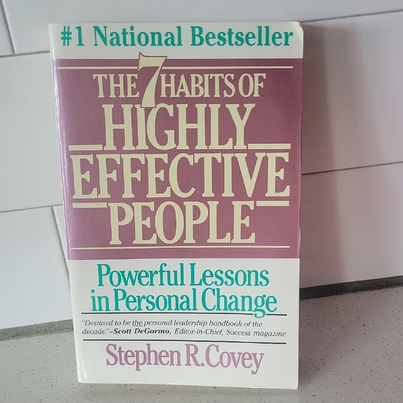 The 7 Habits of Highly Effective People Paperback Book By Stephen R. Covey - Picture 1 of 12